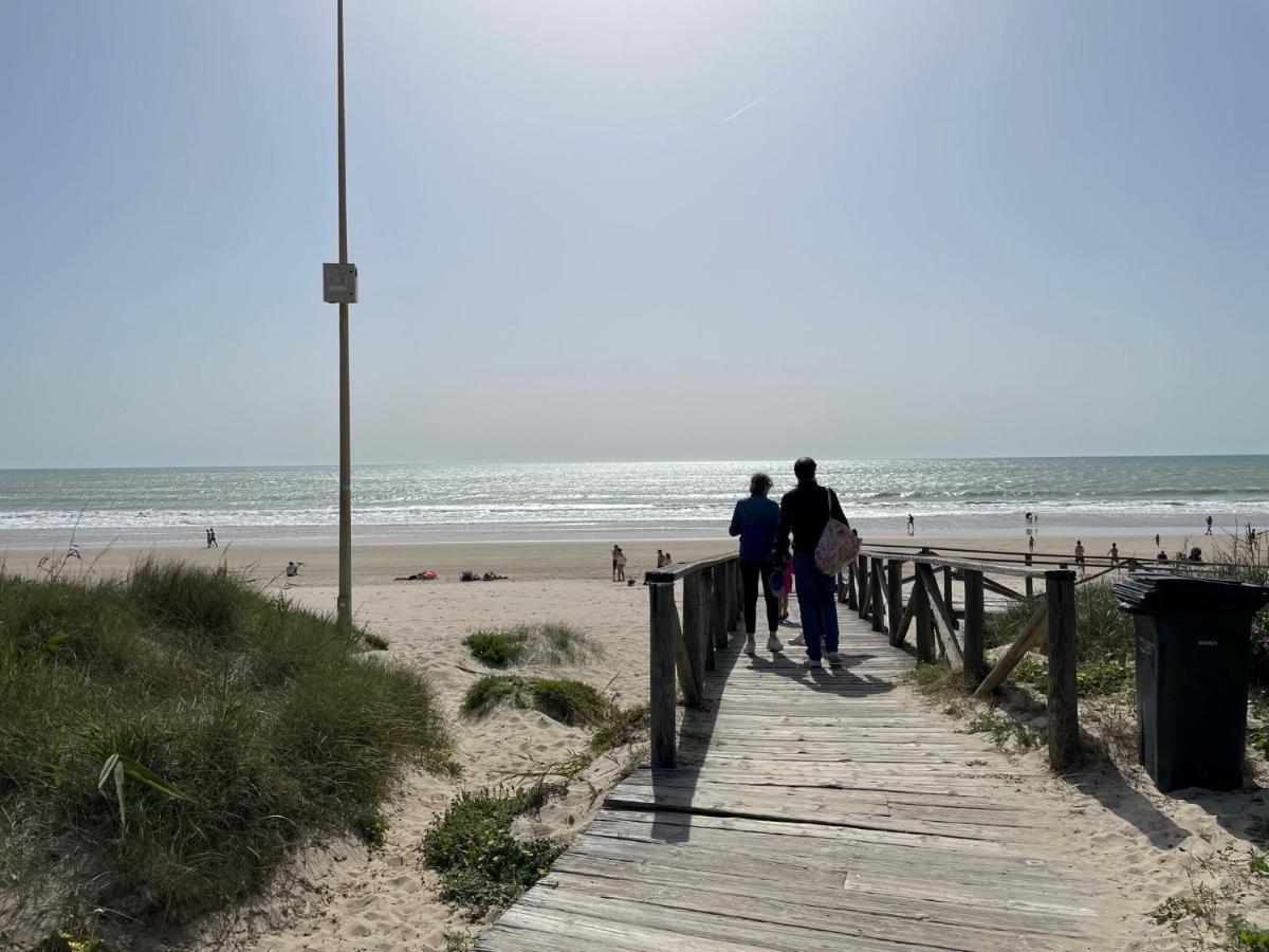 Hochwertiges Haus in wunderschöner Golf Anlage am Meer Rota Exterior foto